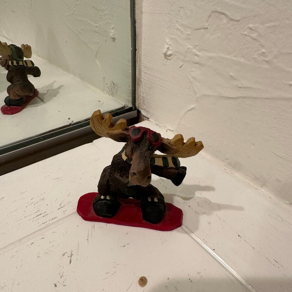 Vintage Snowboarding Moose Figurine - Rustic Cabin Decor